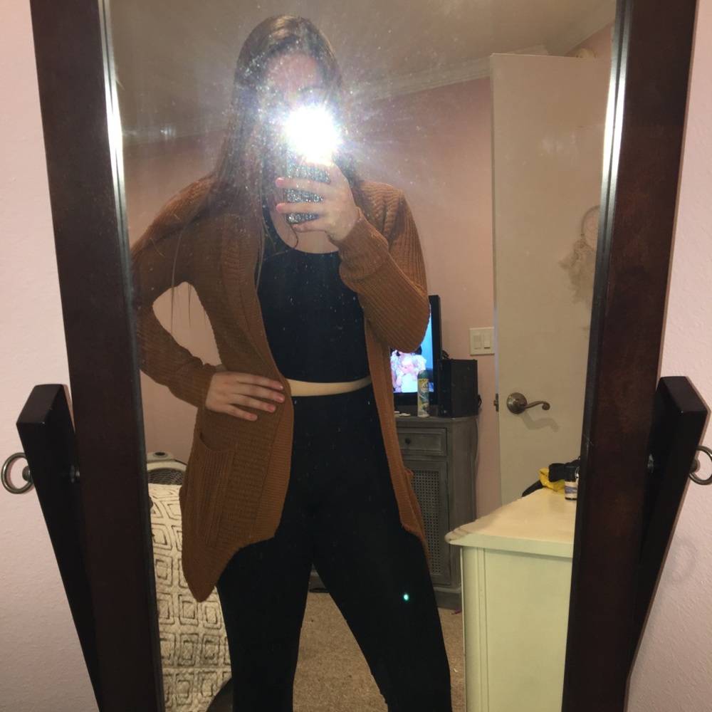Oversized cardigan (NEVER WORN)